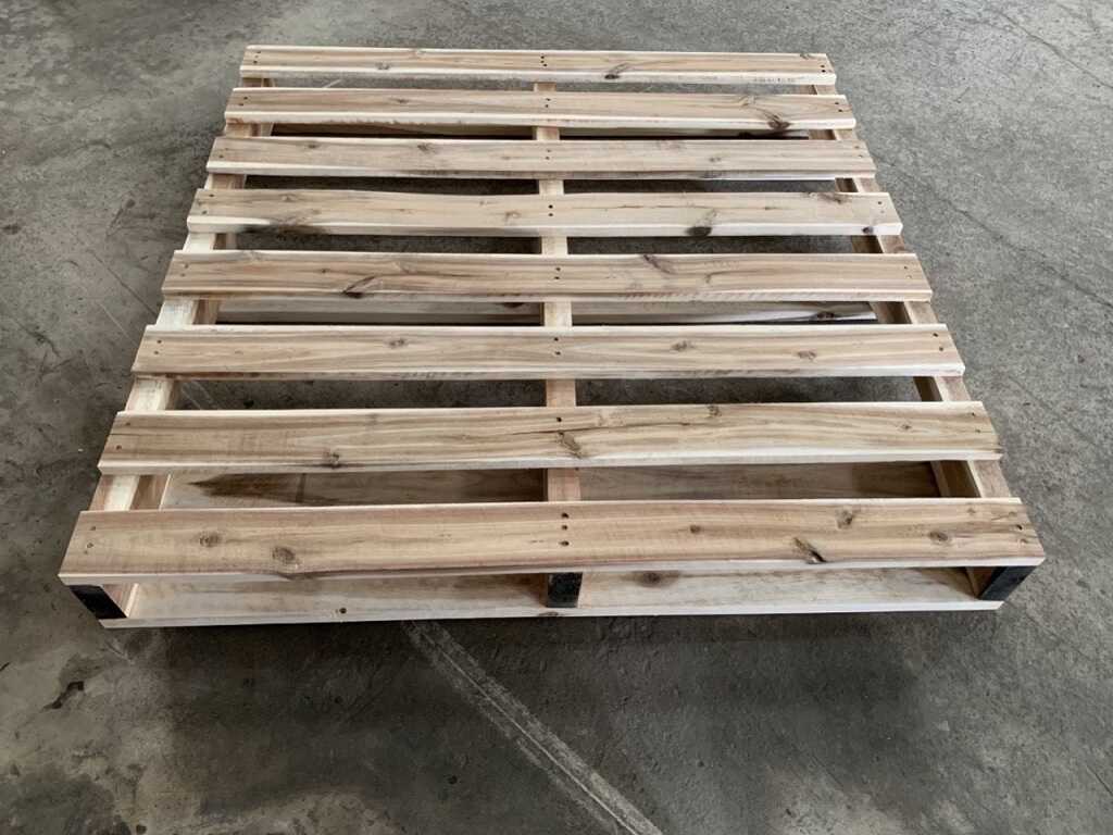 PALLET GỖ 07