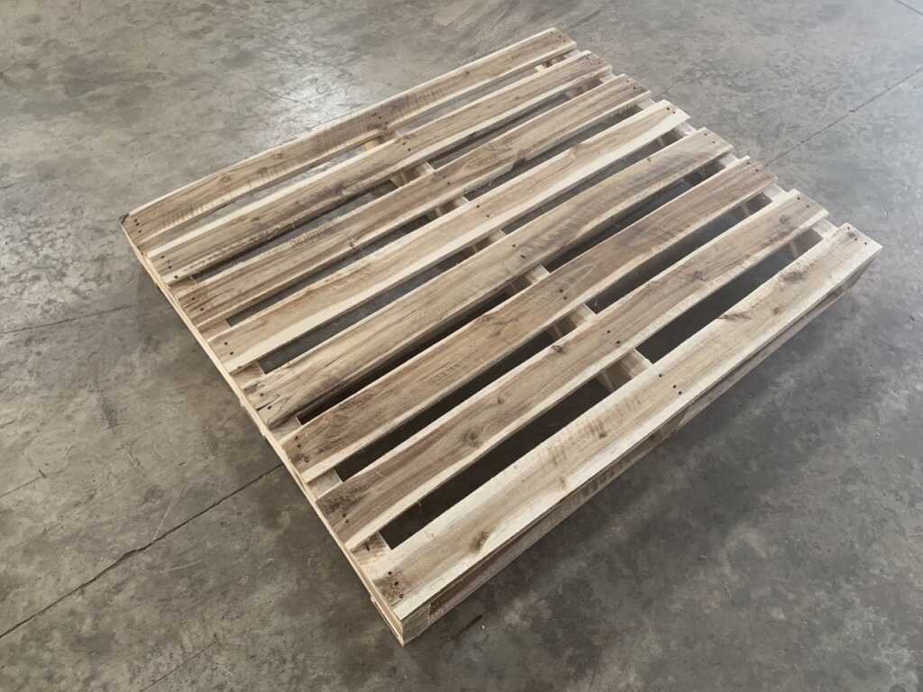 PALLET GỖ 02